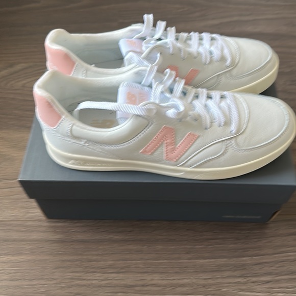 New Balance 300 Court Sneaker - Picture 4 of 4